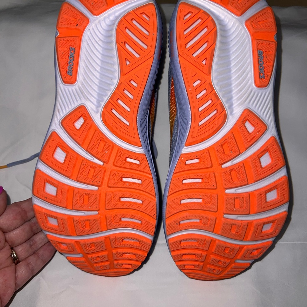 Brooks Women's Athletic Shoes - Lavender and Orange - Picture 9 of 9